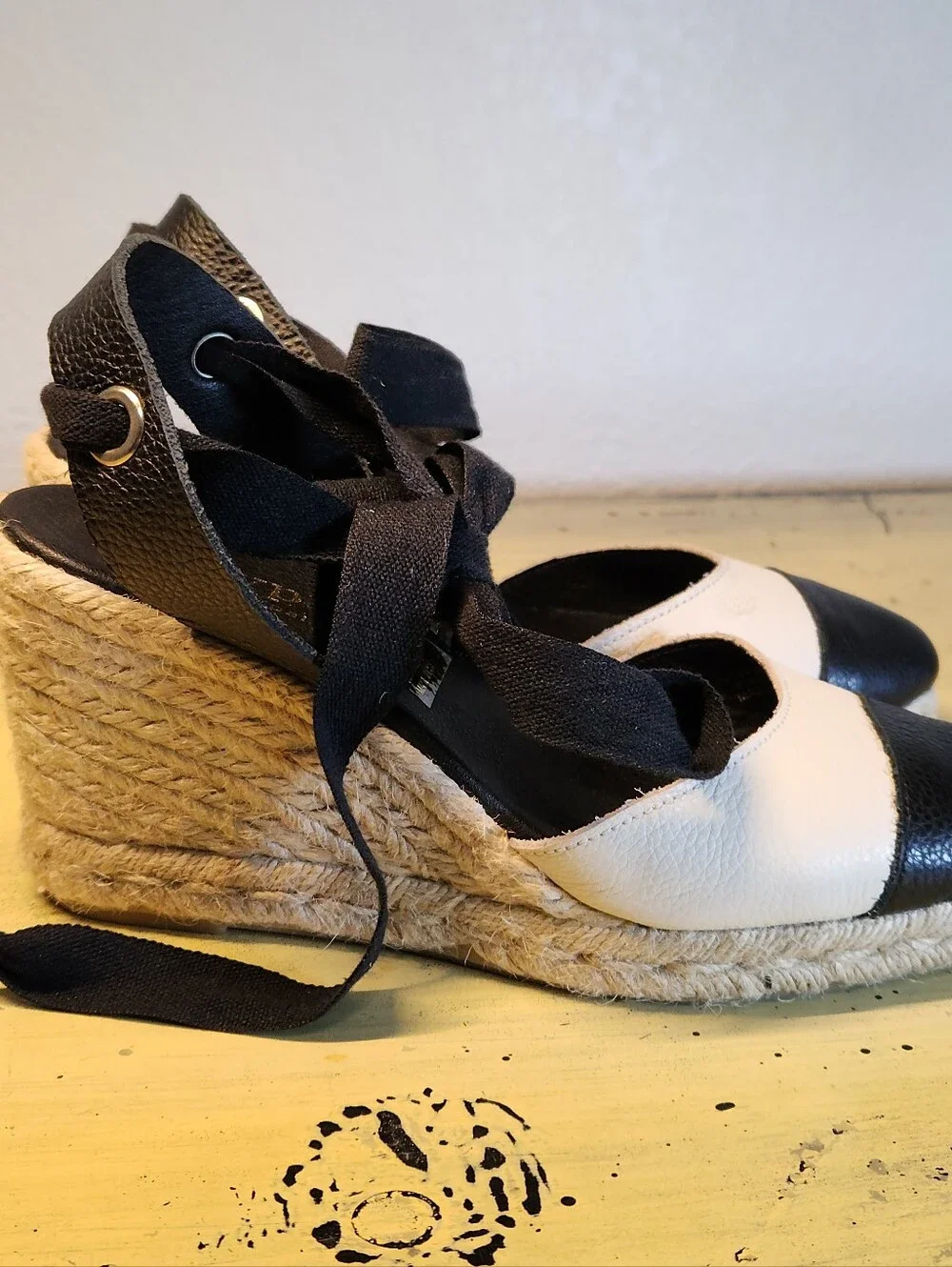 ✨ Maypol Black & Cream Cap-Toe Espadrille Wedge Sandals - Size 39 ✨
